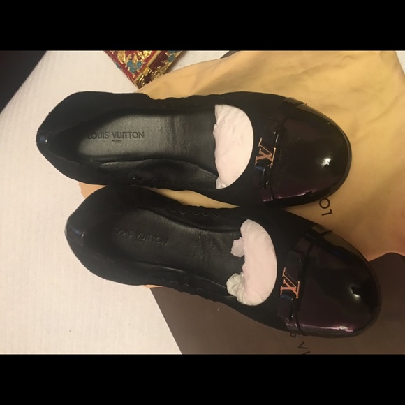 Louis Vuitton shoes - Picture 1 of 5